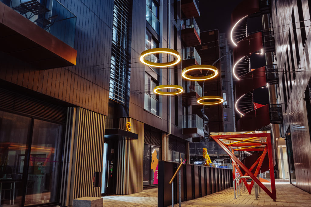 Circus St